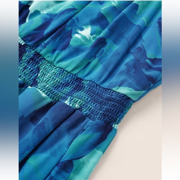 BloomChic Plus Size 3XL Square Neck Floral Shirred Ruffle Sleeve Dress - Picture 5 of 8